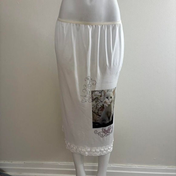 white kitten graphic lace trim slip skirt size medium - Picture 4 of 5